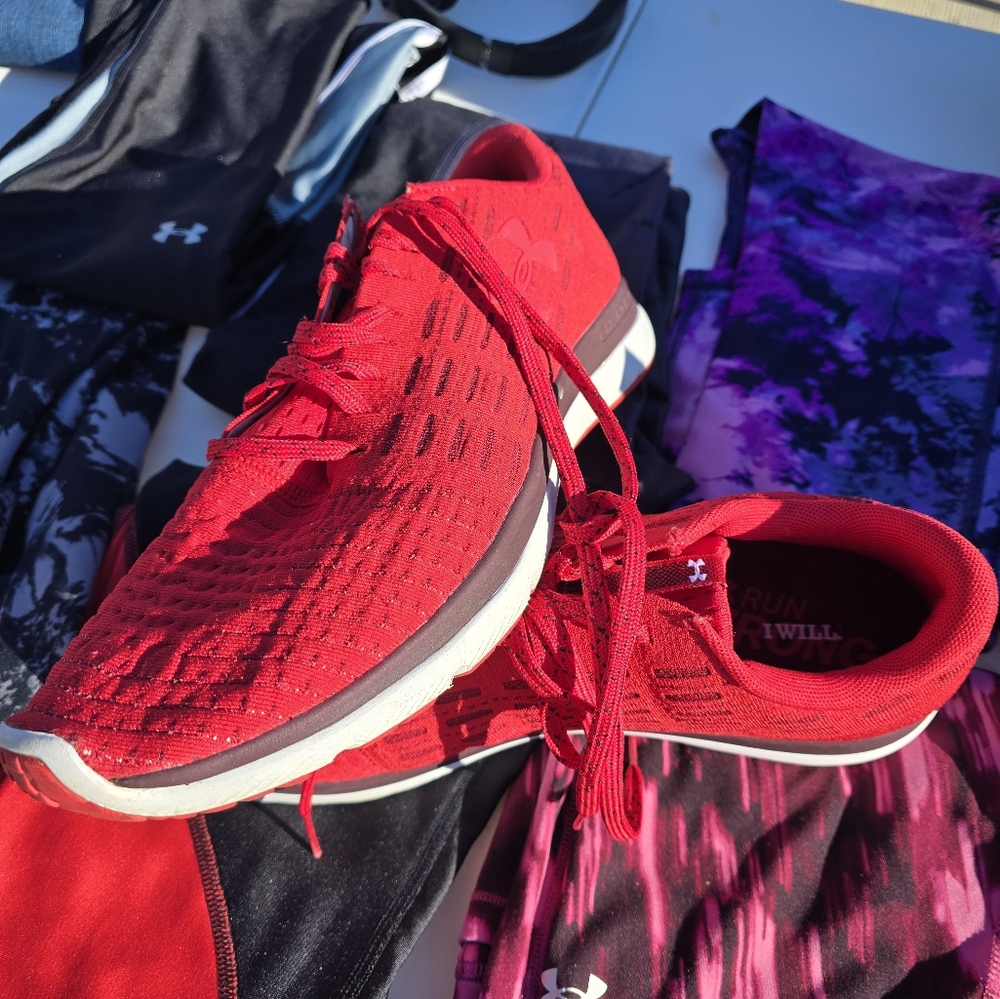 Under armour mens sneakers